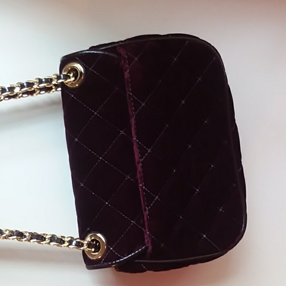 Michael Kors Special Edition New Wine Velvet Shoulder Bag/ Crossbody - Picture 4 of 15